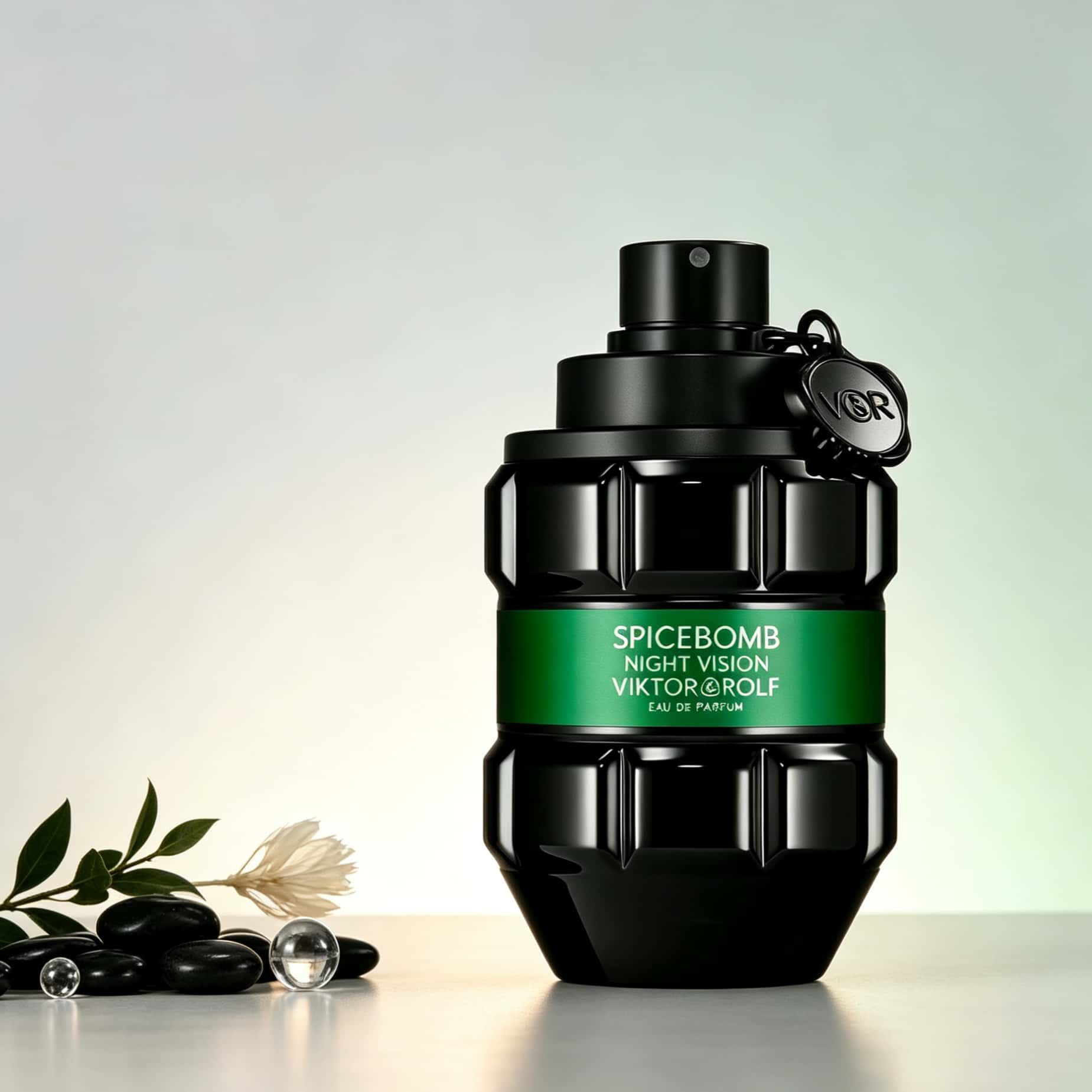 Viktor & Rolf  Night Vision ED - Home Bar Accessories recension och pris
